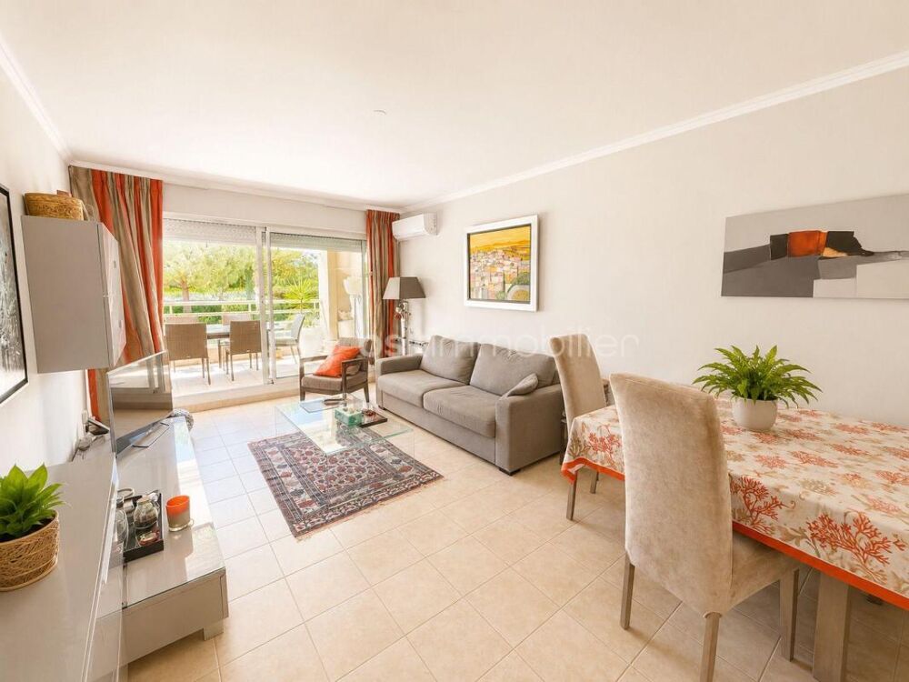 Vente Appartement ANTIBES – APPARTEMENT 4 PIÈCES 87 m² – TERRASSE 30 m² – DOUBLE GARAGE – CALME – PISCINE Antibes