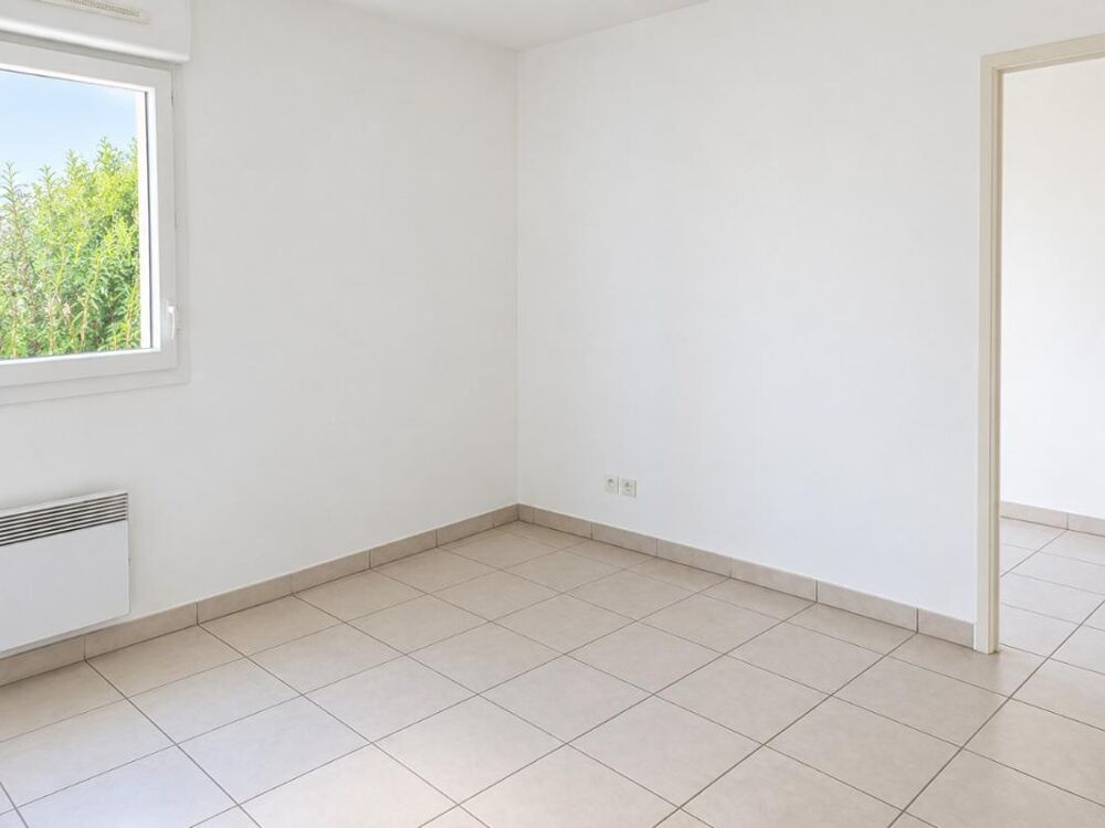 Location Appartement Appartement avec parking et balcon à LA SEYNE SUR MER La seyne sur mer