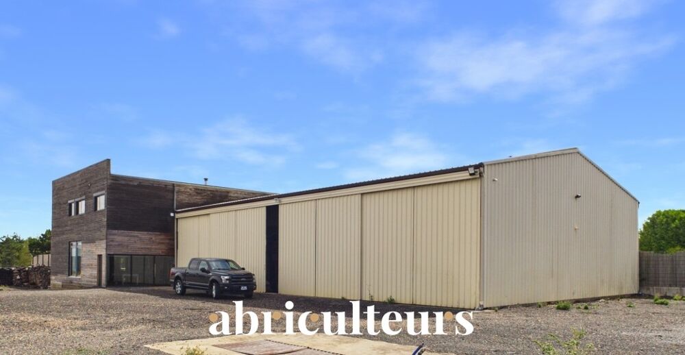   Ensemble Immobilier Rare & Polyvalent : 360 m² de Local Pro + 460 m² d'Habitation sur Terrain de + 6 000 m² 