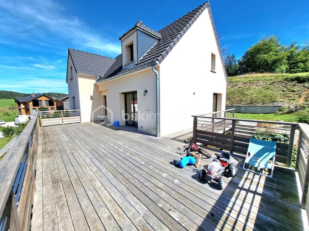 Maison récente de type 6 avec vue dégagée sur belle parcelle de 650 m²  Secteur de la Caronnée
