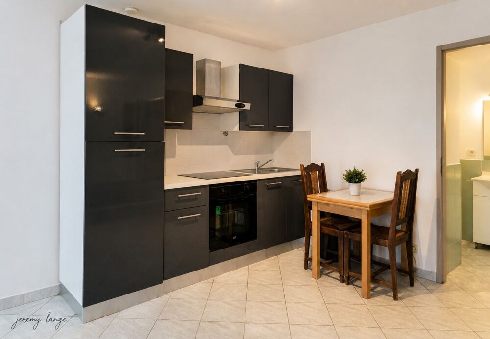 STUDIO RÉNOVÉ 26,6 m²  CHAMBÉRY  IDÉAL LMNP / INVESTISSEMENT LOCATIF
