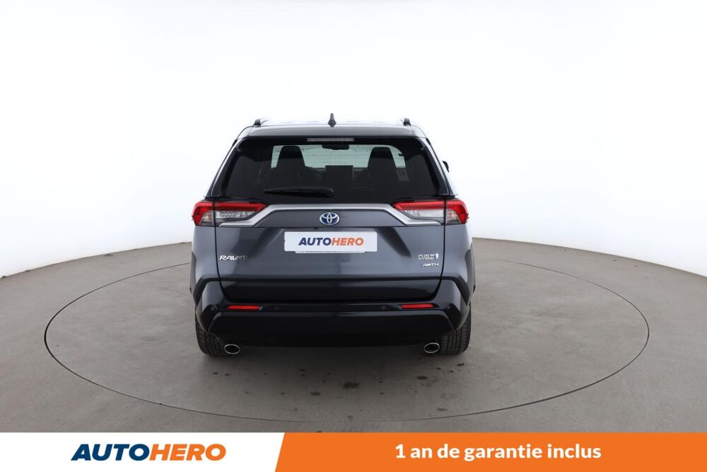 RAV 4 2.5 Hybride Rechargeable AWD Design Business 306 ch 2021 occasion 92130 Issy-les-Moulineaux