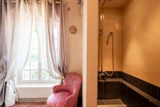  Propriété/château à vendre 10 pièces 510 m²