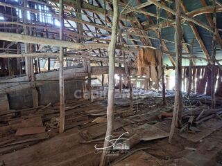  Remise / Grange � vendre 2 pi�ces 260 m�