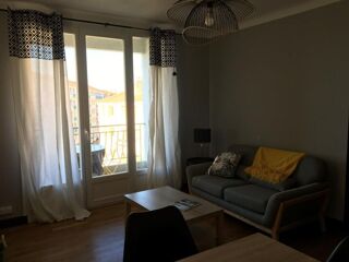  Appartement à louer 3 pièces 57 m²