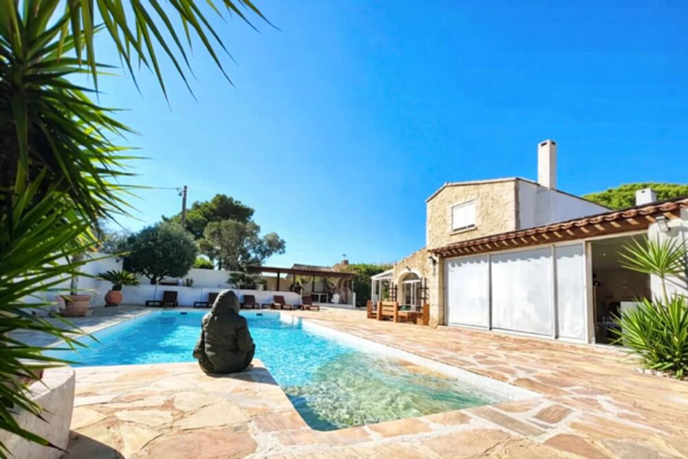 � vendre  Propri�t�/ch�teau Fos-sur-Mer (13270)