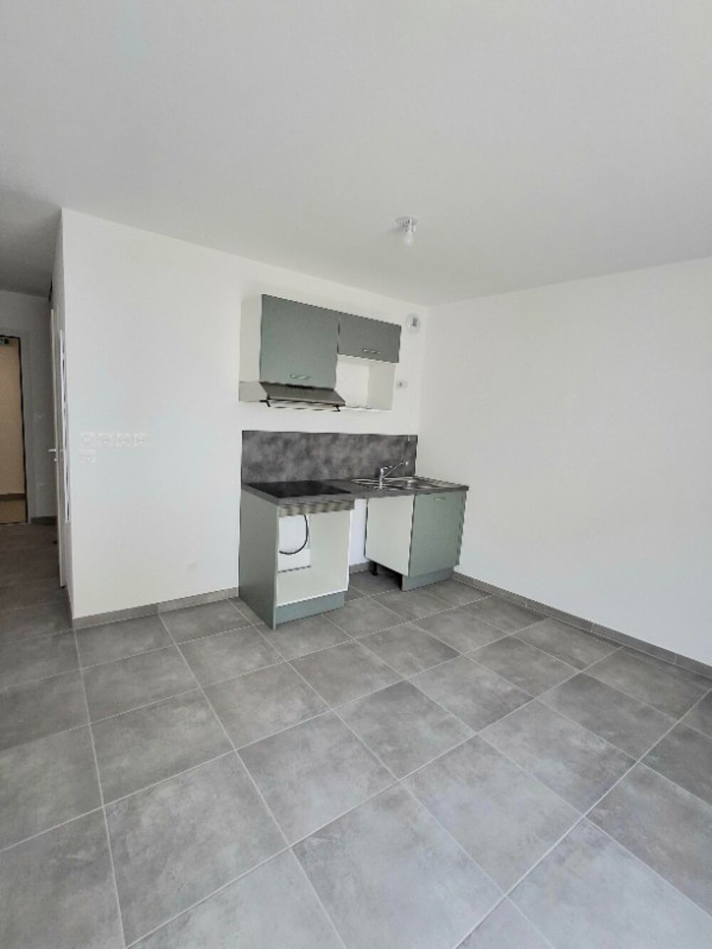 Location Appartement T1 NEUF avec terrasse et parking à MONTEUX Monteux