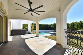  Villa à vendre 7 pièces 177 m²