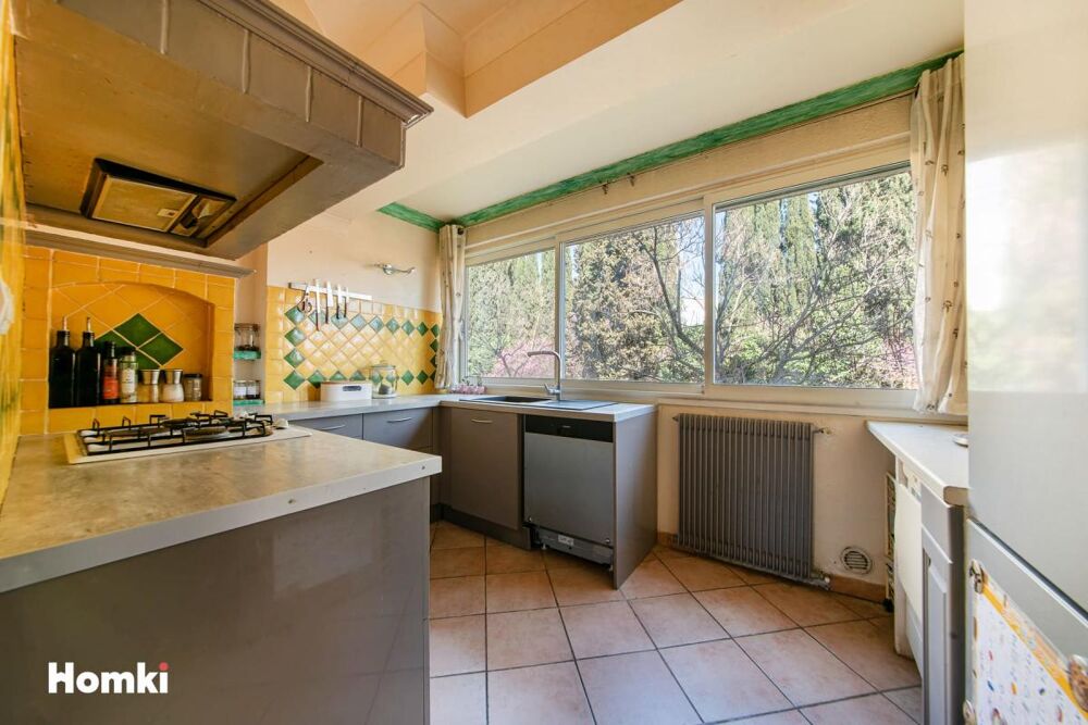 Appartement T3 de 70 m² à Aix-en-Provence 13100, Avenue Henri Pontier