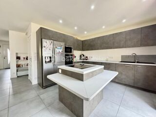  Immeuble � vendre 7 pi�ces 160 m�