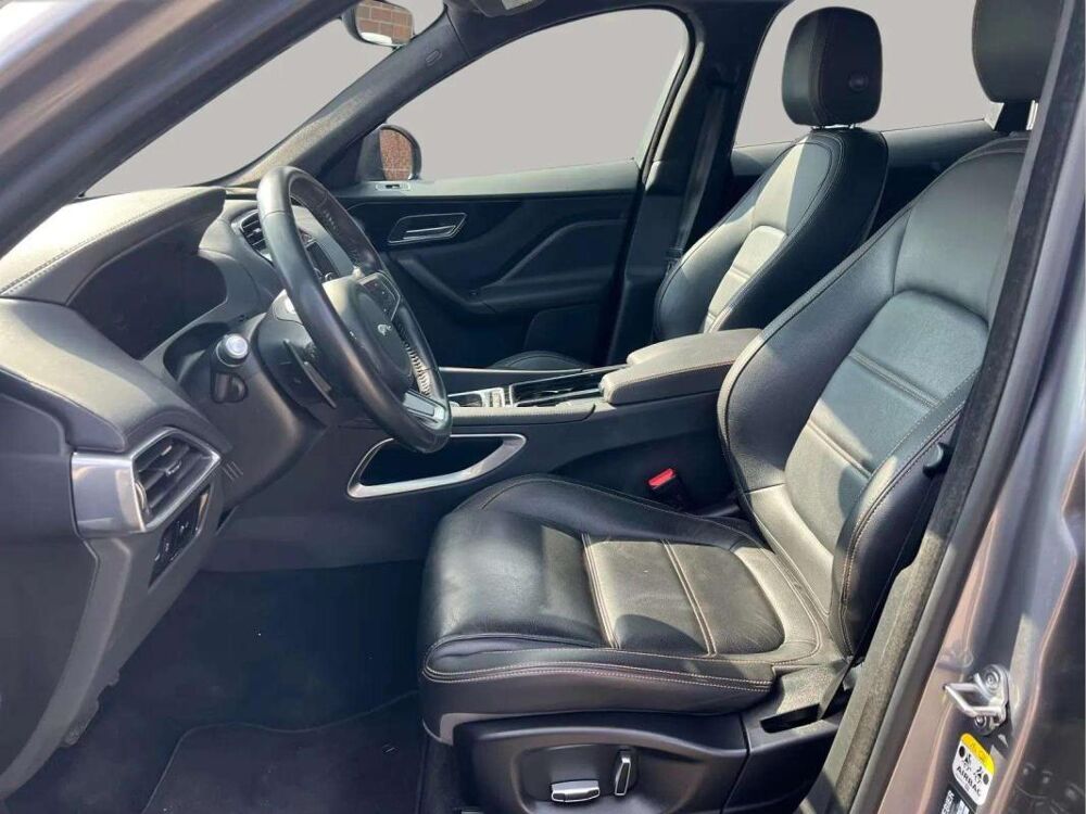 F-PACE 25d • Prestige AWD Toit ouvrant 241ch 2021 occasion 33600 Pessac
