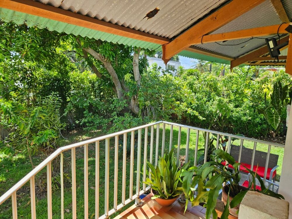 Vente Maison Maison à vendre 5 pièces SAINTE ANNE (971) Sainte anne