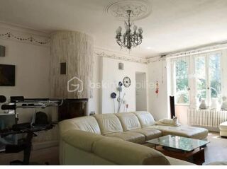  Maison à vendre 11 pièces 326 m²