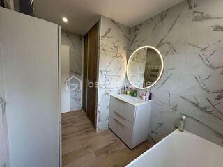  Maison  vendre 6 pices 132 m