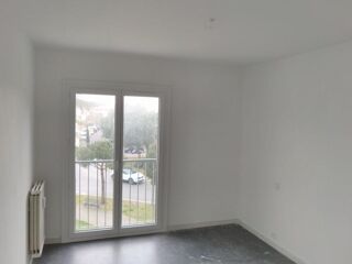  Appartement à louer 3 pièces 63 m²