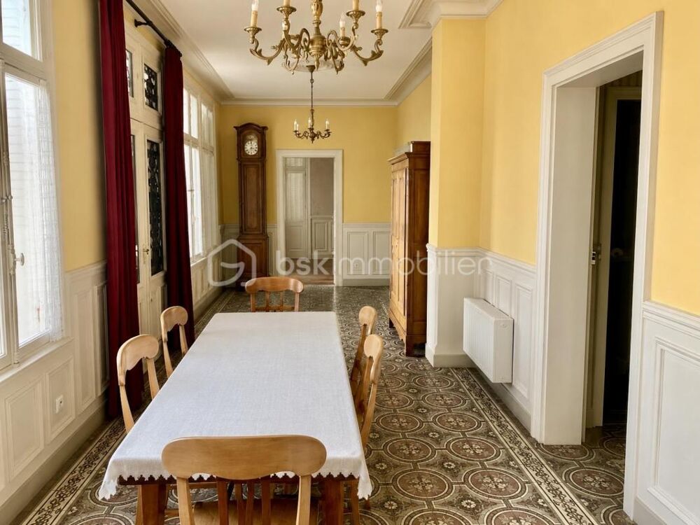 ÉCLARON  MAISON DE MAÎTRE 293 M²  7 CHAMBRES  DÉPENDANCES  FORT POTENTIEL