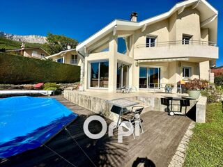  Maison  vendre 6 pices 180 m