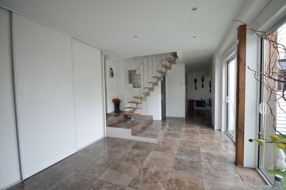 Vente Maison DORMANS (51), à vendre, très belle maison en pierre de 170 m² et sa dépendance Dormans