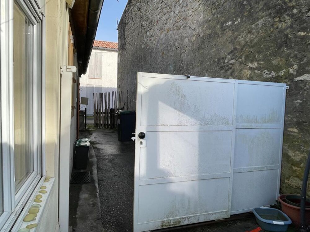 Charmante maison en pierre 3 pièces