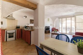 Vente Maison Coup de coeur pour cette maison atypique ! Saint cesaire de gauzignan