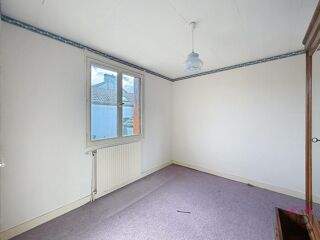 Vente Maison Maison de ville avec garage et courette – Proche centre-ville Montlucon