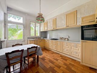  Maison � vendre 7 pi�ces 200 m�