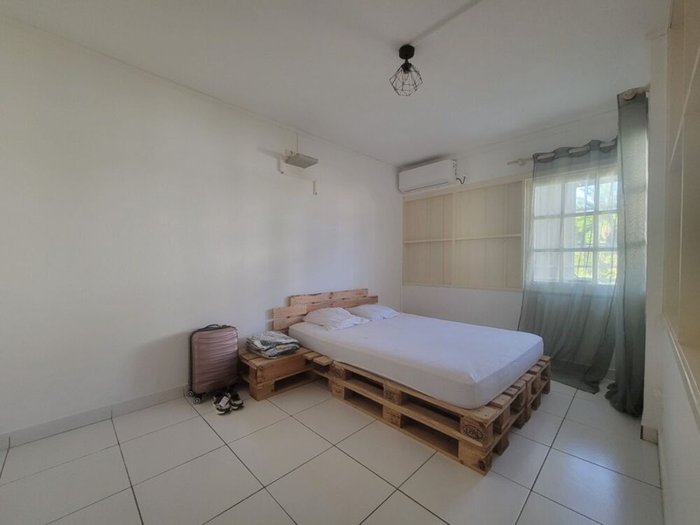 À louer  Appartement T4 meublé  Résidence Les Alizés, Cayenne