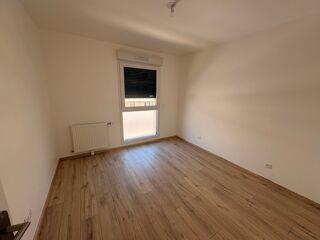 Appartement à louer 3 pièces 67 m²