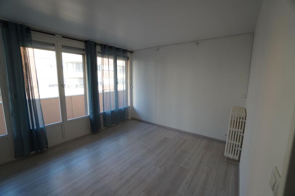 Location Appartement Appartement T4 à Louer Chenove
