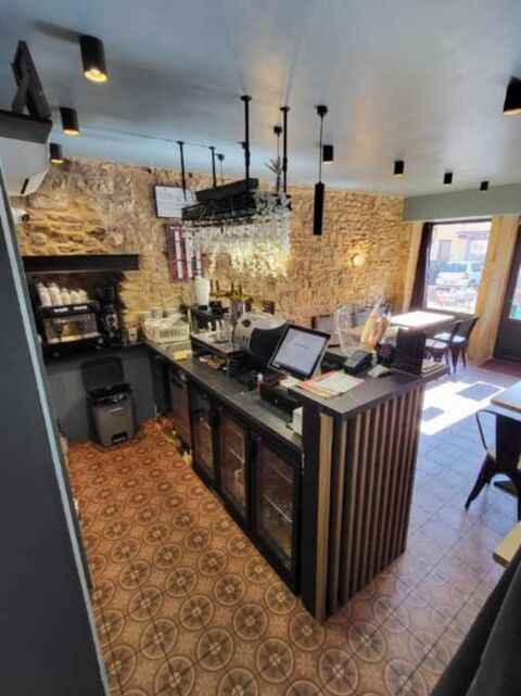   Bar-restaurant à vendre à VAL-D'OINGT (69) 