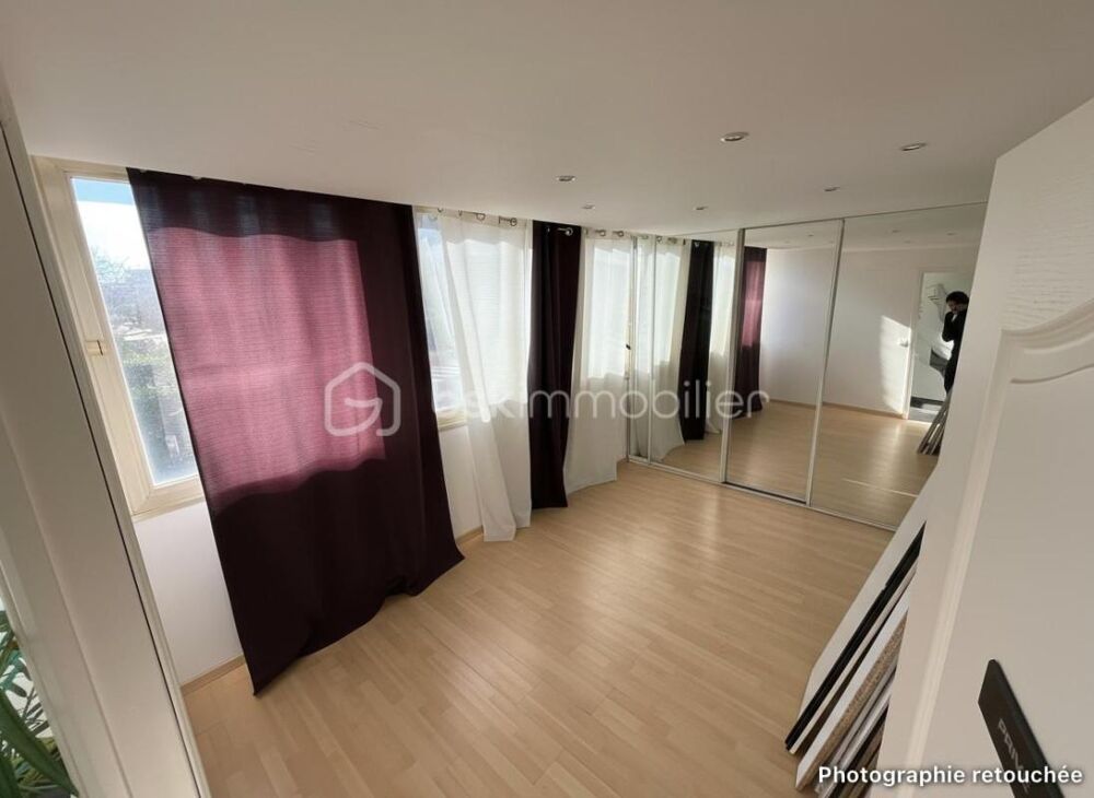 Appartement lumineux 3 pièces  115 m²  Proximité commodités  Côte dAzur