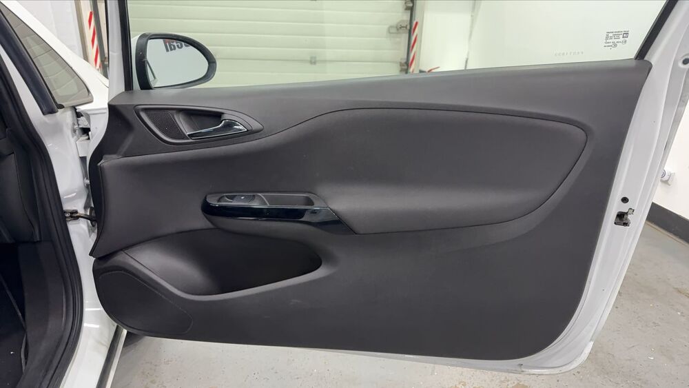 Corsa Phase 3 1.4 Turbo 100 Color 2015 occasion 54300 Luneville