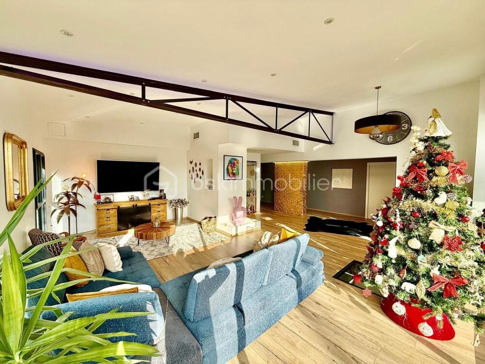Vente Propriété/Château Magnifique propriété style loft de 293 m² sur un terrain de 1 360 m² à Lons Lons