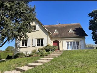 Vente Maison MAISON D'ARCHITECTE DE 175 M² – SOUS-SOL DE 150 M² – TERRAIN DE 2 000 M² – PROCHE CENTRE-VILLE Chatellerault