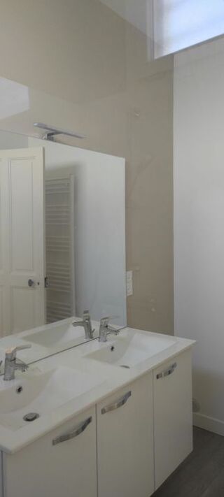  Maison à louer 6 pièces 125 m²
