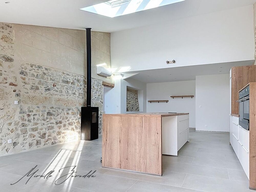 Vente Maison Jonquieres Saint Vincent Maison 5 pièces  177 m² avec exterieur et garage Jonquieres saint vincent