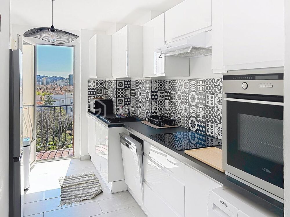 Vente Appartement T3 TRAVERSANT AVEC BALCONS Toulon