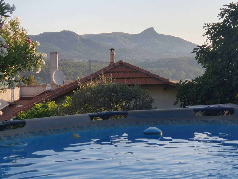 Vente Maison Dpt Bouches du Rhône (13), à vendre LA PENNE SUR HUVEAUNE VILLA P4 de 90 m² vue panoramique avec piscine,  studio en dépendance La penne sur huveaune