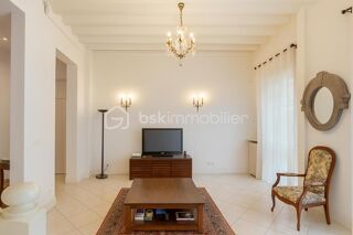  Immeuble � vendre 14 pi�ces 295 m�