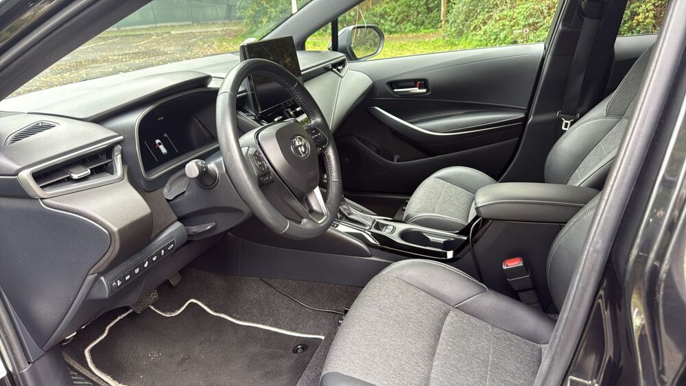 Corolla 1.8 VVT-i 140 Hybrid CVT Design - Entretien constructeur 2025 occasion 49300 Cholet