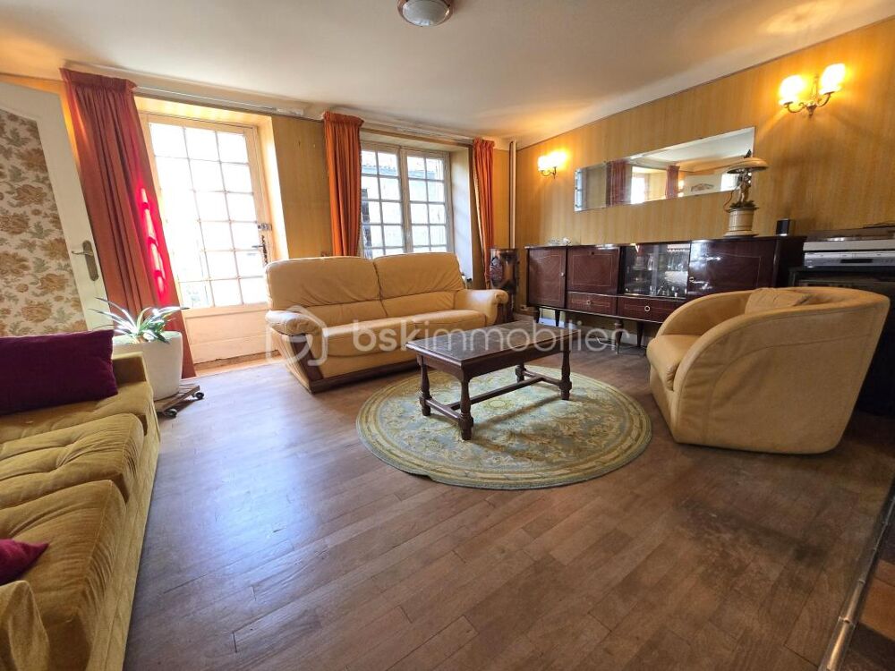 Vente Maison Maison de bourg en pierre avec dépendances et jardin Langourla