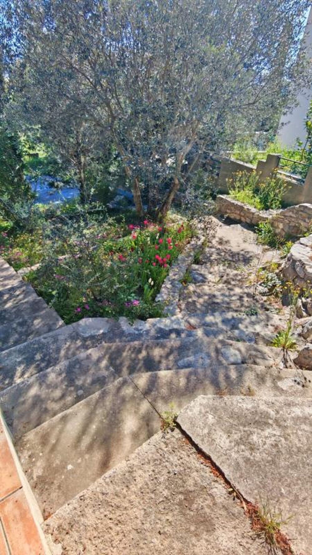 Maison à fort potentiel à vendre à POUSSAN proche Sète