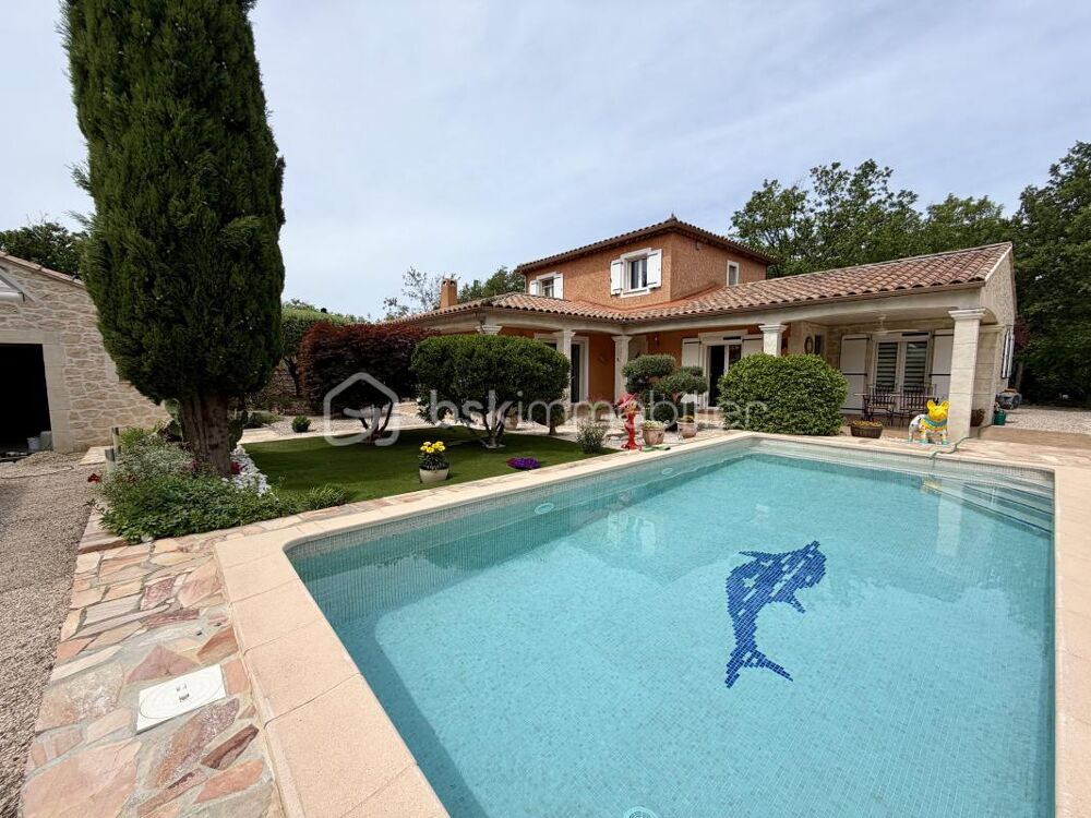 à vendre  Maison Forcalqueiret (83136)