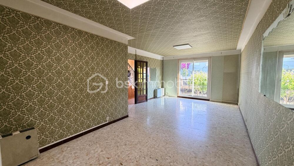 Vente Maison MAISON EN DEUX FACES AVEC GARAGE ET JARDIN Saint esteve