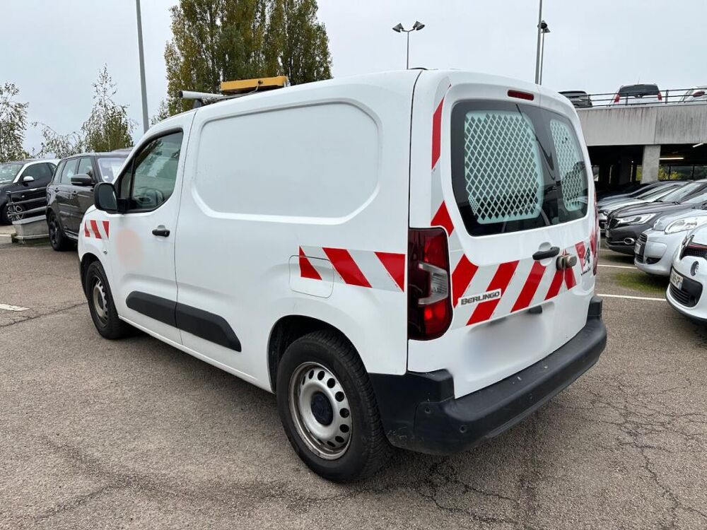 Berlingo III TAILLE M 1000KG PURETECH 130 S&S AT WORKER PRIX TTC 2020 occasion 78240 Chambourcy