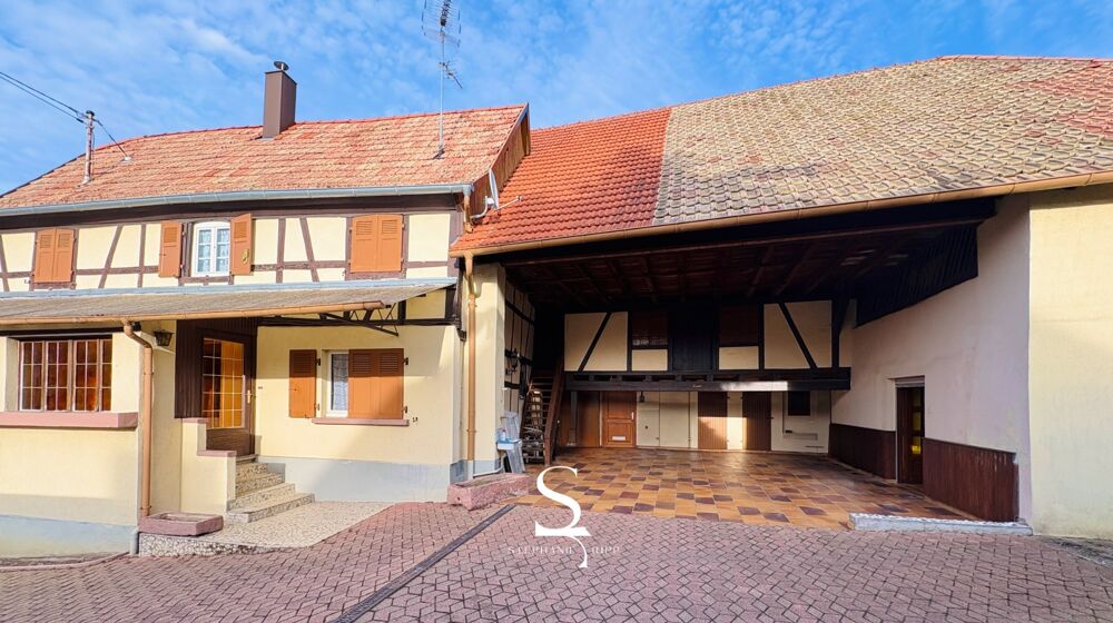 Maison alsacienne à rénover, 120 m² + dépendances, beau potentiel à OHLUNGEN