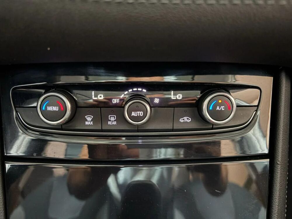 Grandland x 1.6 D 120 ch BVA6 Innovation 2018 occasion 34500 B&eacute;ziers