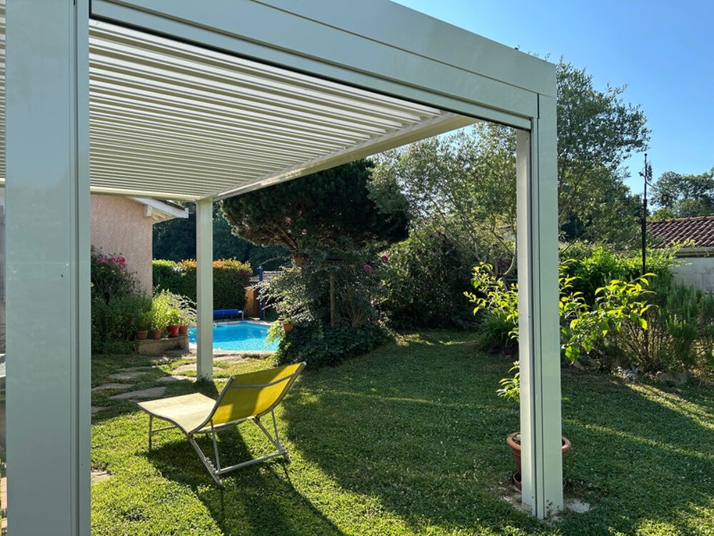 Vente Maison Maison 144 m², jardin, piscine Savigneux