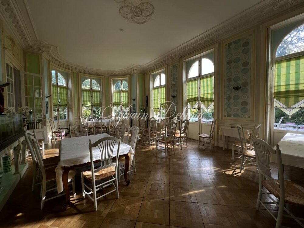 à vendre  Propriété/château Poitiers (86000)