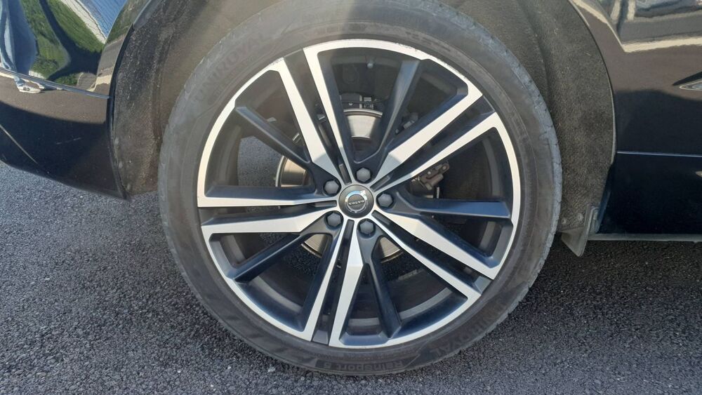 XC60 2.0 D4 190 Geartronic 8 R-Design - Automatique Toit ouvrant 2020 occasion 63000 Clermont Ferrand